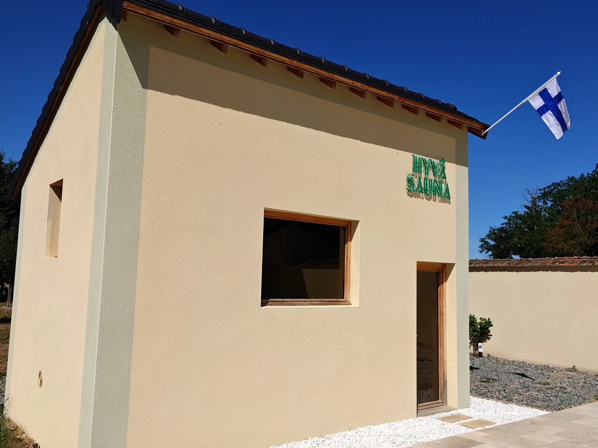 Finnish Sauna & Cold Plunge